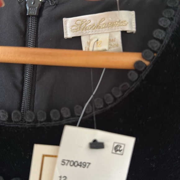 Shoshanna NWT Black Velvet dress - Picture 8 of 13